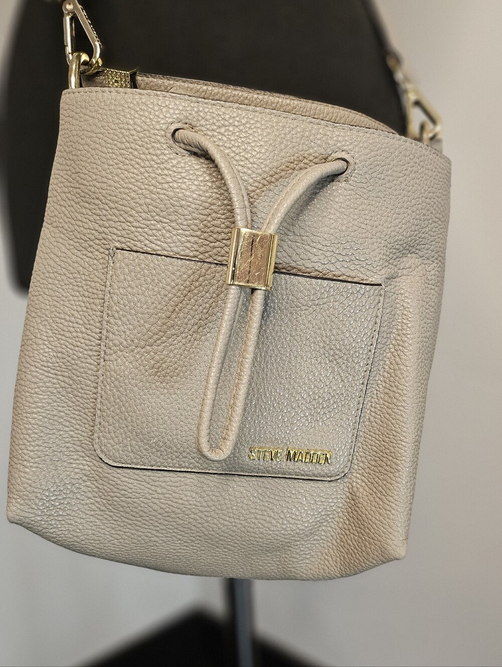 Steve Madden Taupe Pebbled Leather Drawstring Crossbody